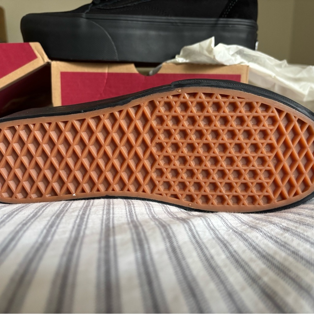 Vans Old Skool Stackform - Never Worn NWT - image 2